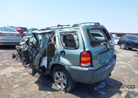 2005 Ford Escape Xlt из США, поврежденный, VIN 1FMYU93155KA00227